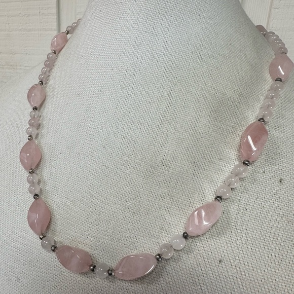 Rose quartz bead necklace 925 clasp - Picture 3 of 6